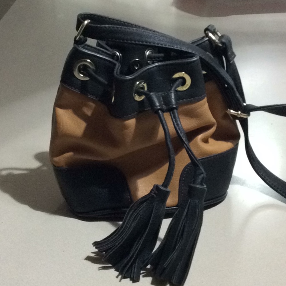 Liz Claiborne shoulder Hobo